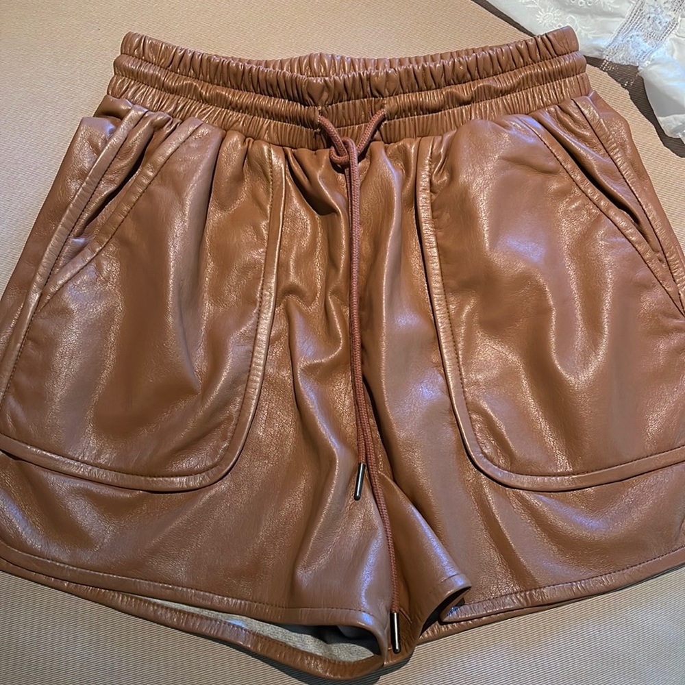 Joie leather shorts size 4 excellent condition